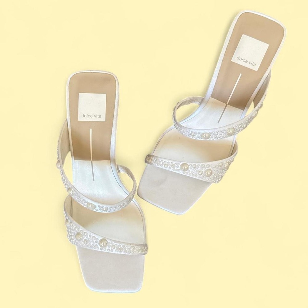 Dolce Vita Mahala Pearl Bridal Heels Ivory Satin Square Toe Sandals Womens 7.5